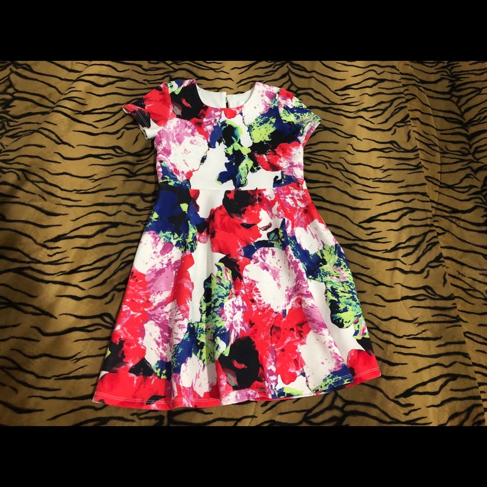 Girls dress size 6